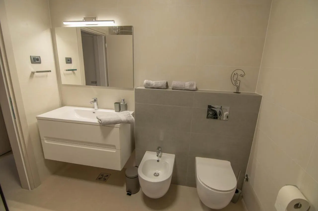 Luxury Apartment Porto With Sea View And Swimming Pool Premantura