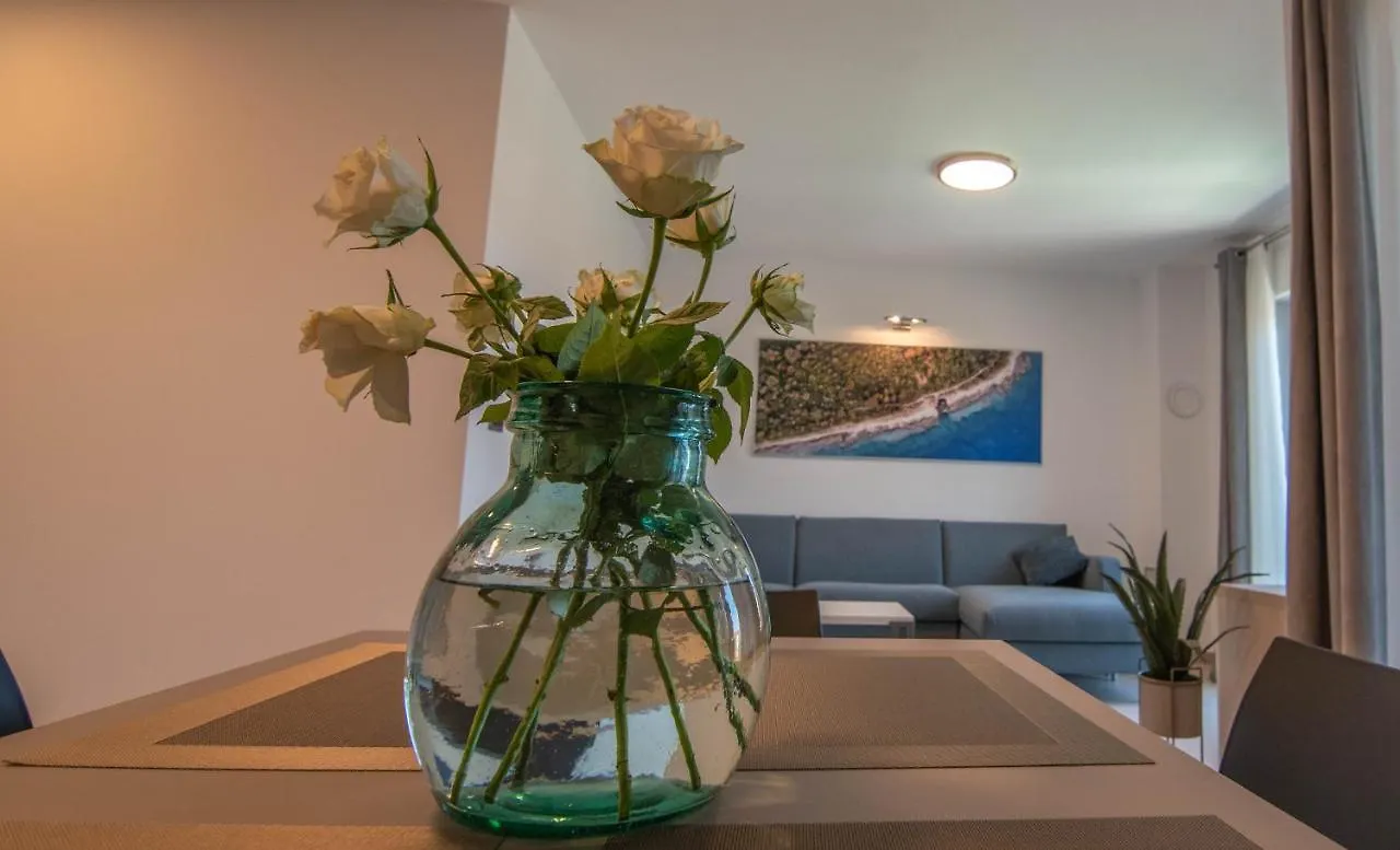 Luxury Apartment Porto With Sea View And Swimming Pool Premantura Croatia